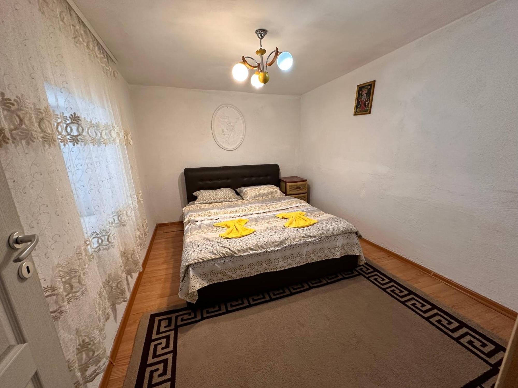 Guest House Guri Vuthaj Exterior foto